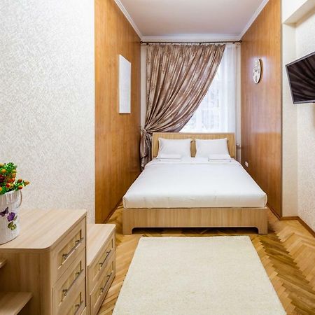 Alfa Apartments Svobody 31 Львов Экстерьер фото