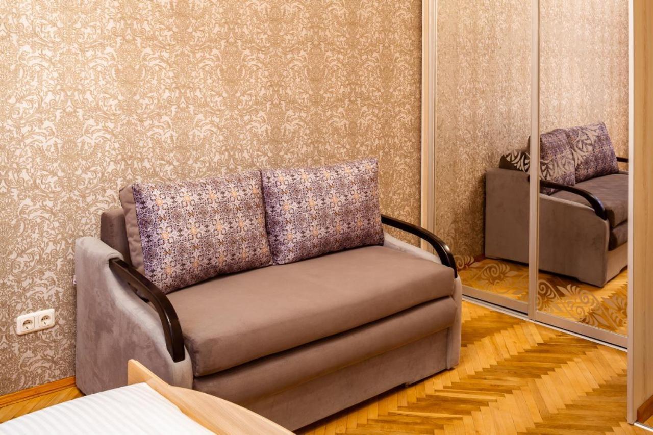Alfa Apartments Svobody 31 Львов Экстерьер фото