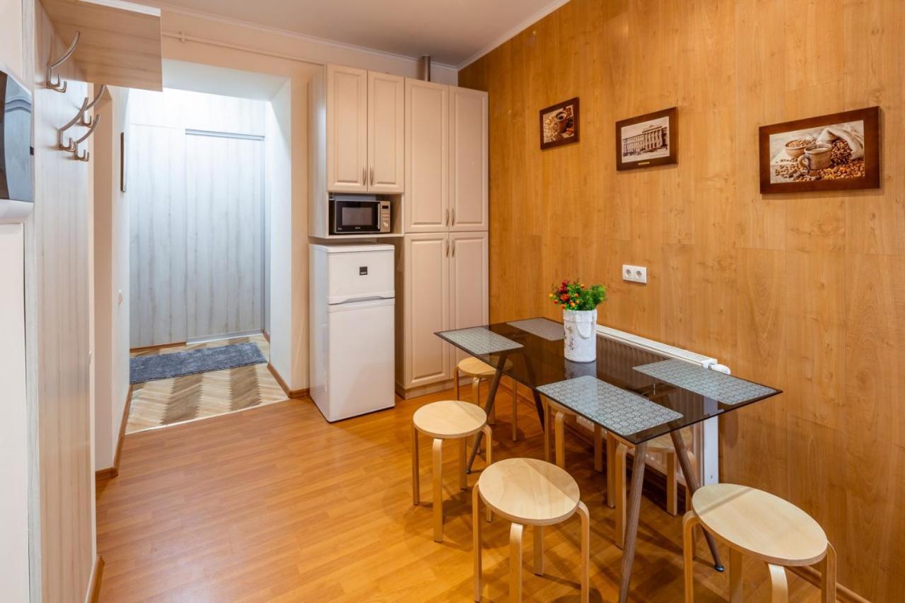 Alfa Apartments Svobody 31 Львов Экстерьер фото