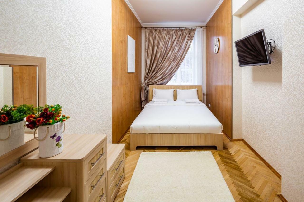 Alfa Apartments Svobody 31 Львов Экстерьер фото